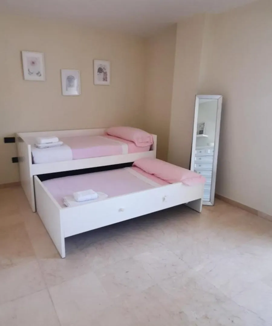アパート Bahia De Marbella, Apartamentos Malagasol スペイン